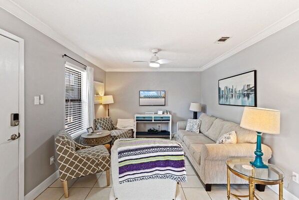 Fernseher, Videospiele, Bücher