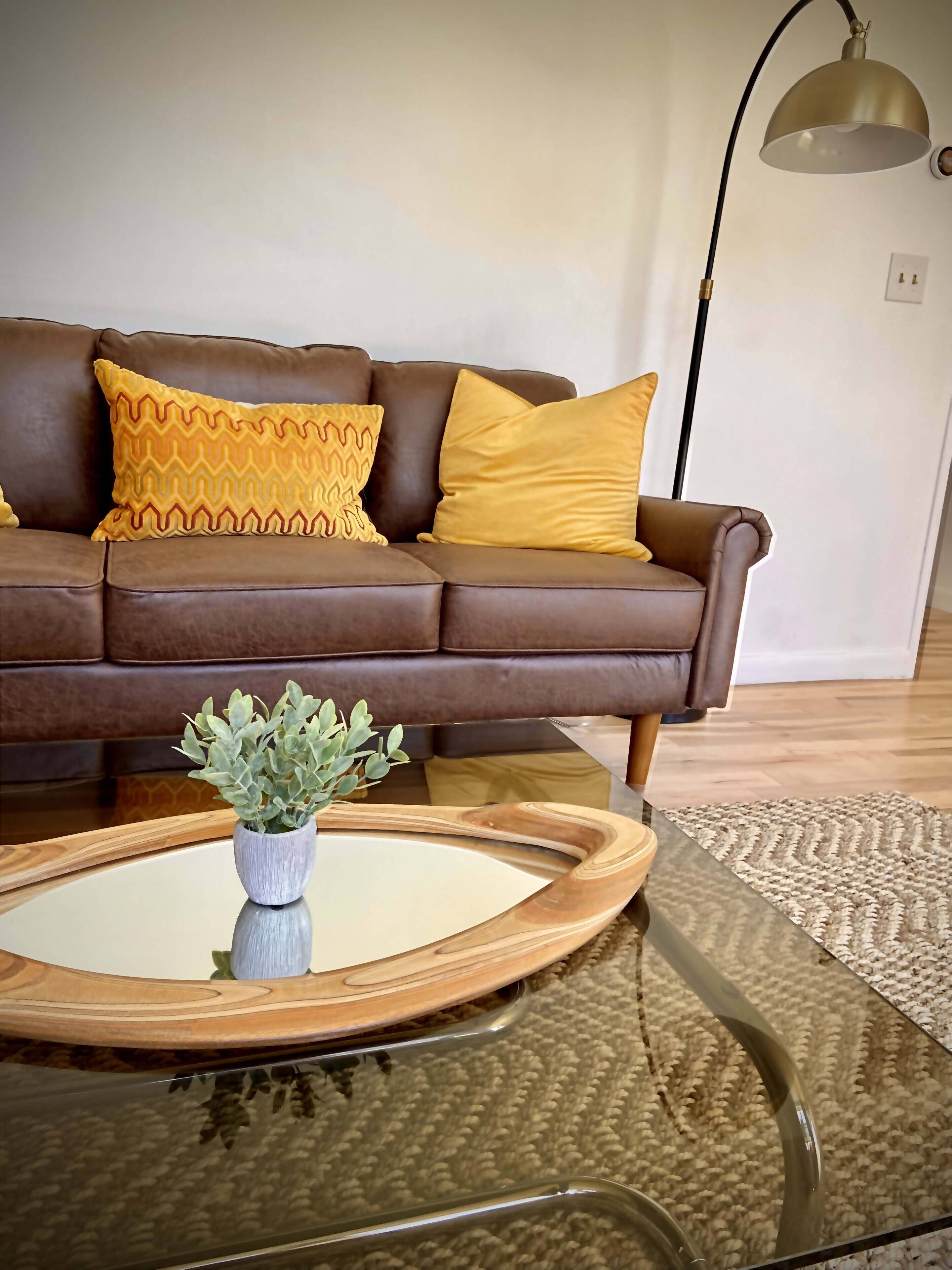 Canary House: ski house near Butternut!