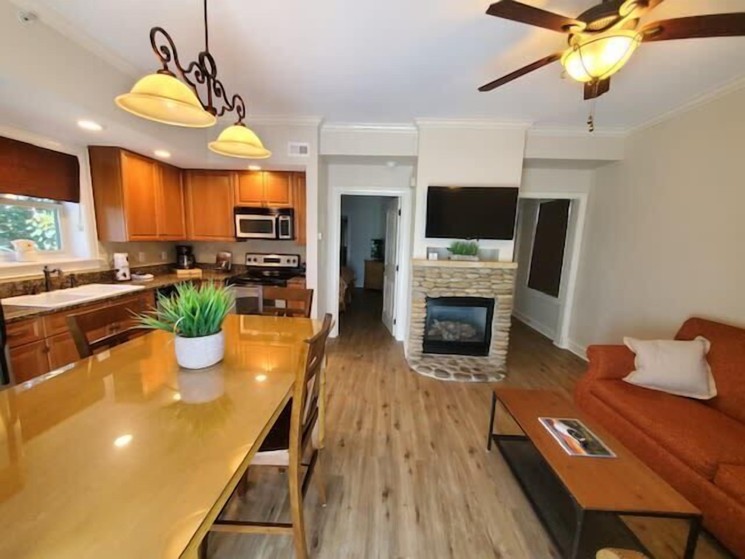 New listing! Riverstone Resort 1BR Condo! 24/7 Pool! Game Area!