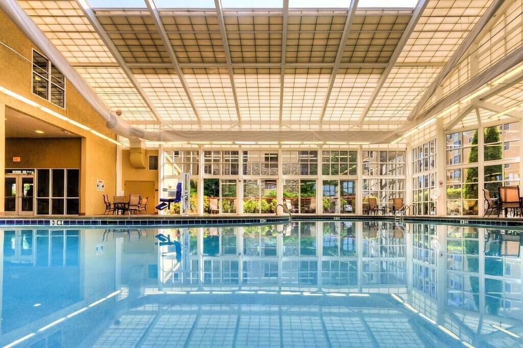 New listing! Riverstone Resort 1BR Condo! 24/7 Pool! Game Area!