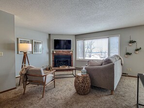 TV connectée, cheminée