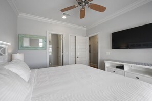 4 bedrooms, free WiFi, bed sheets