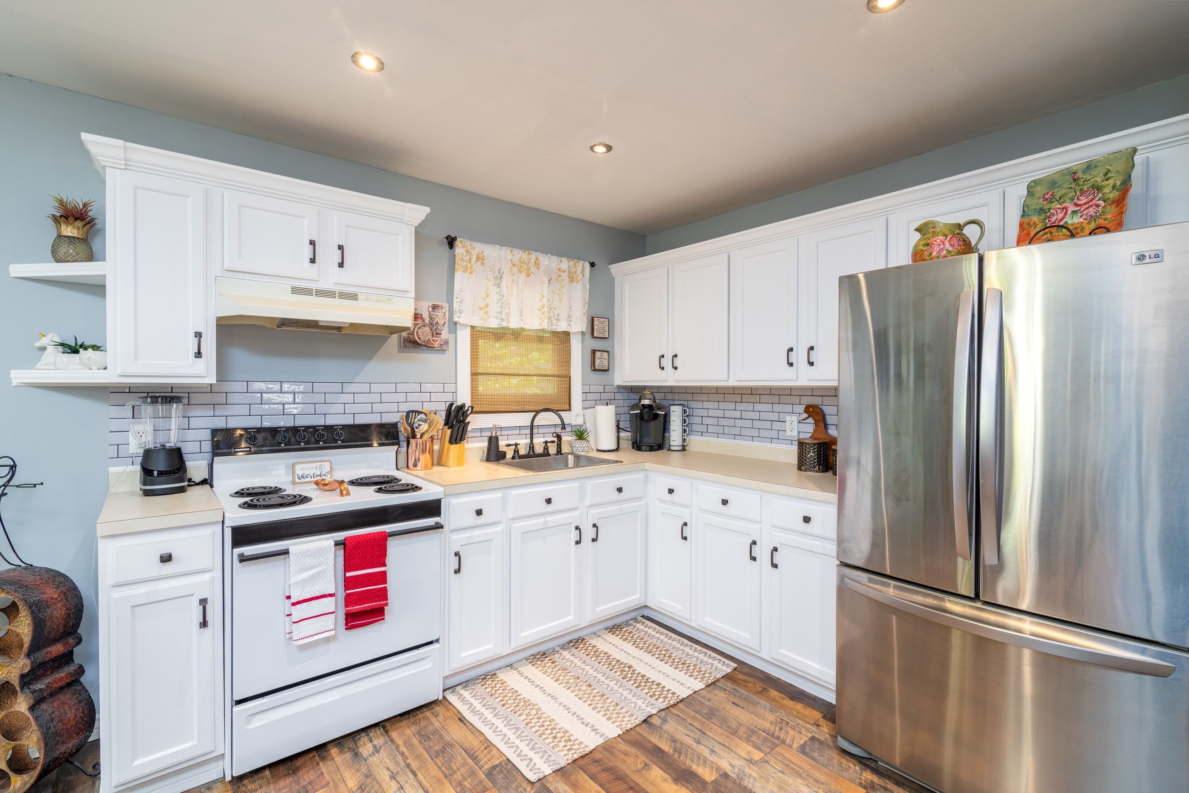 Your Relaxing Pocono Escape in a Gated Community Filled With Amenities!10 Sleeps