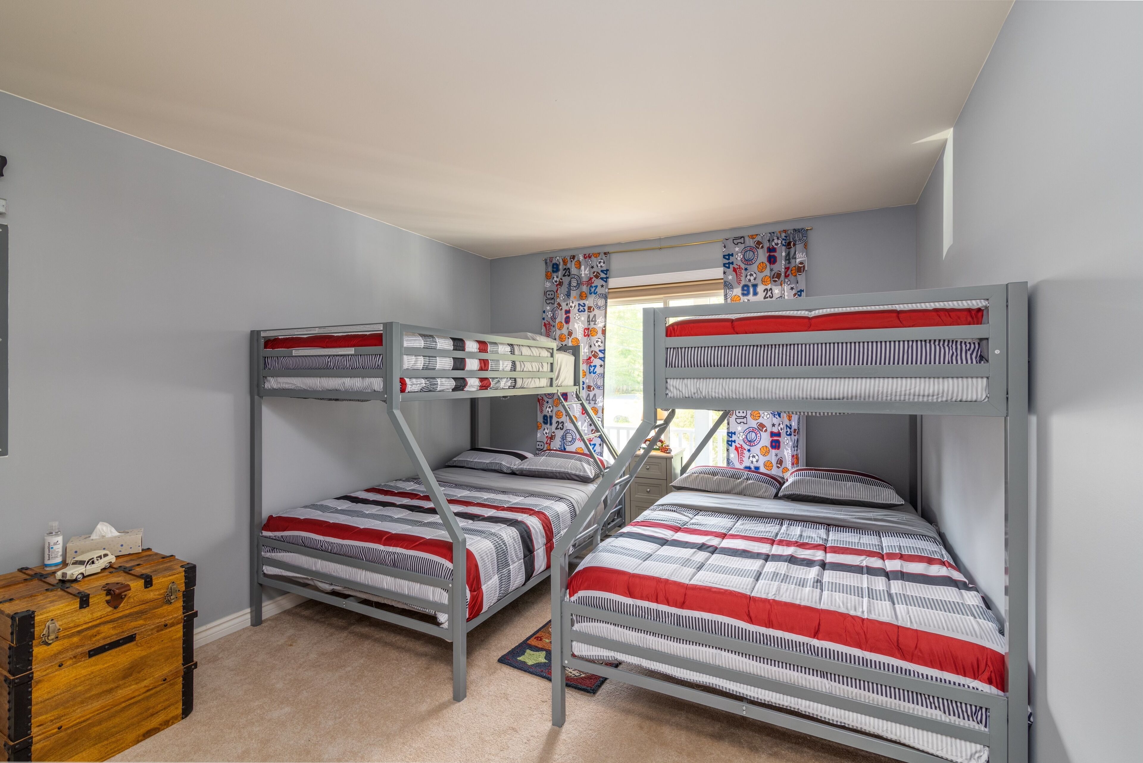 Your Relaxing Pocono Escape in a Gated Community Filled With Amenities!10 Sleeps