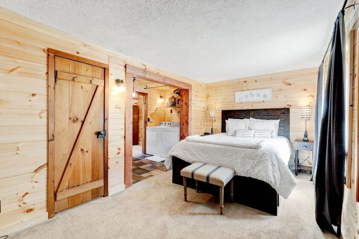 5-min walk 2 Parkway in Gatlinburg ❤️️Historic. Perfect for Multiple Families ⭐️