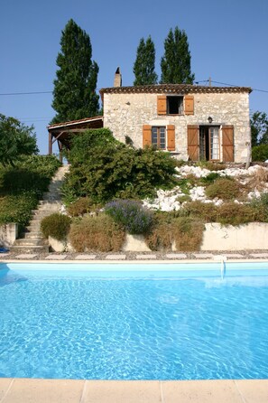 Piscine extérieure, piscine chauffée
