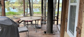 Tiny House lake front on FORK