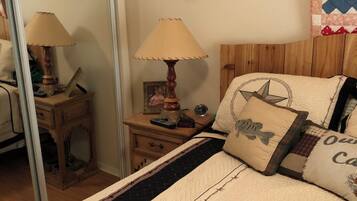 1 bedroom, internet, bed sheets