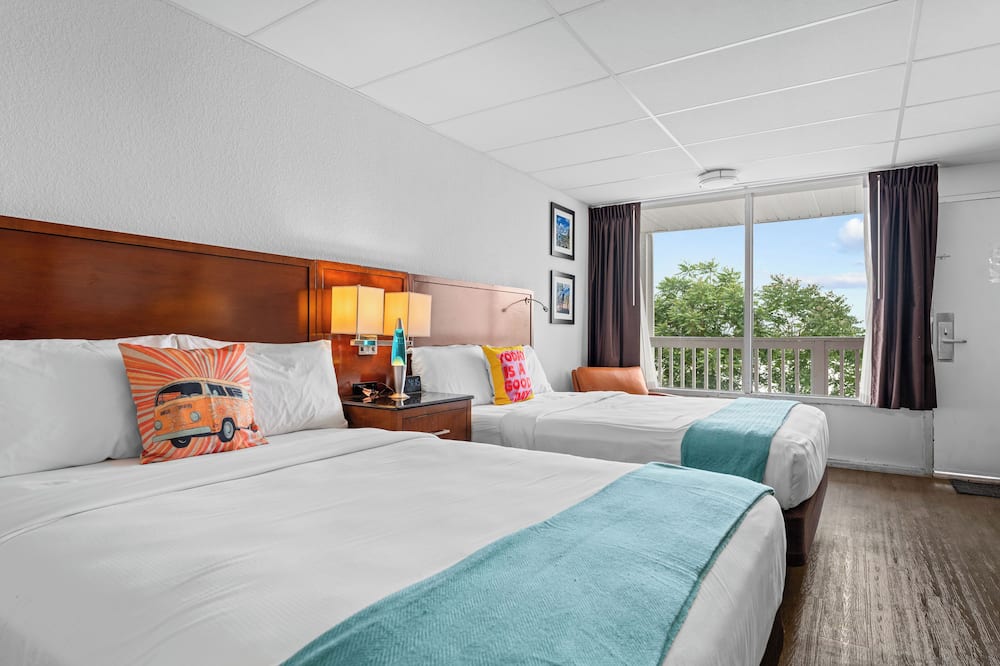 The Retro Hotel