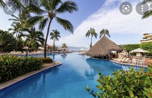 Outdoor pool, a heated pool