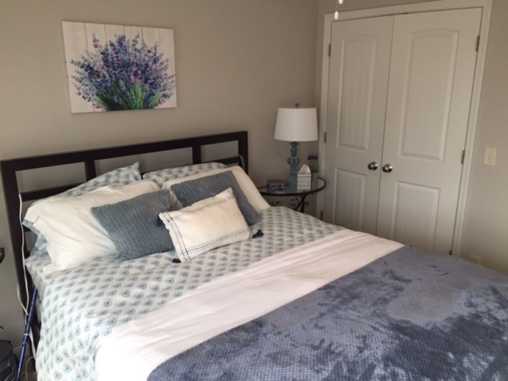 Lakefront 5 bedroom home on beautiful Lake Diane-Camden, Michigan Sleeps 17