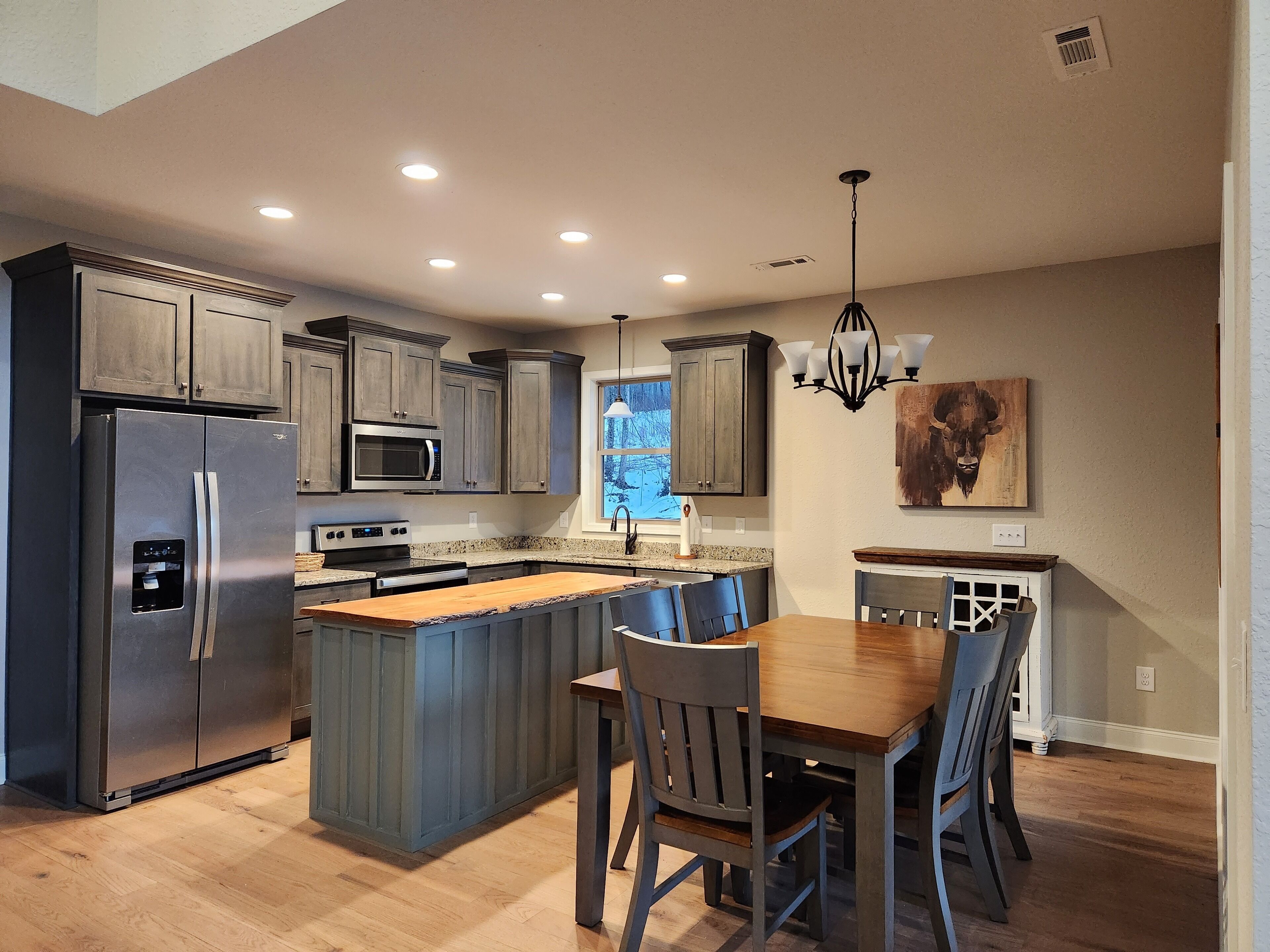 New Construction! Lake Front Cottage.