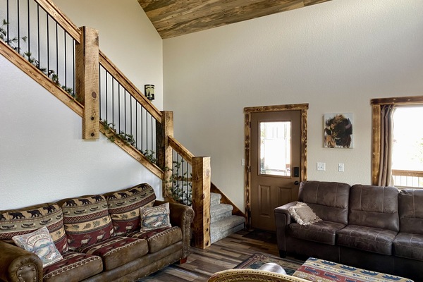 Main entrance and living room