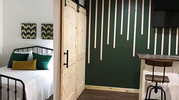 2 kamar tidur, Wi-Fi gratis, dan seprai linen