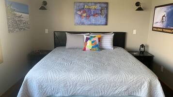 1 bedroom, desk, iron/ironing board, free WiFi