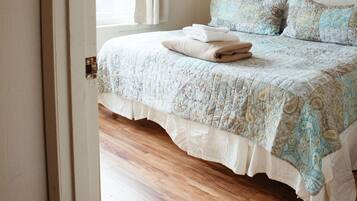 2 多间卧室、熨斗/熨衣板、免费 WiFi、床单