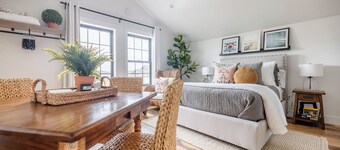 738 Alice Loop - 4 Sea's Cottage