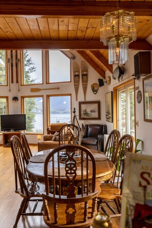 Dining - Golden Alaskan Lodge: 4  BR, 2  BA House in Sitka, Sleeps 10 (Sitka)