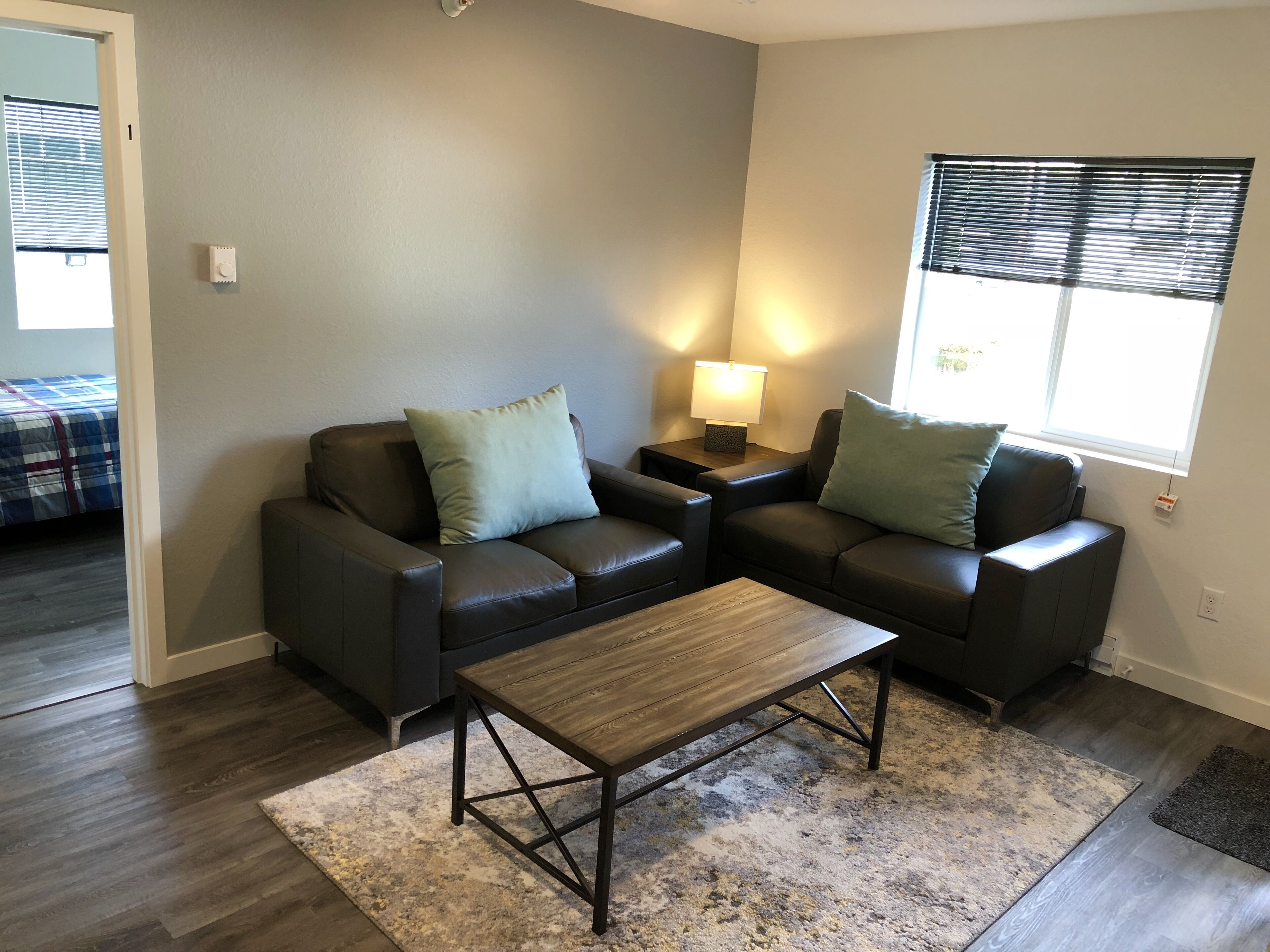 Beautiful Three Bedroom, Two Bath with Mountain Views