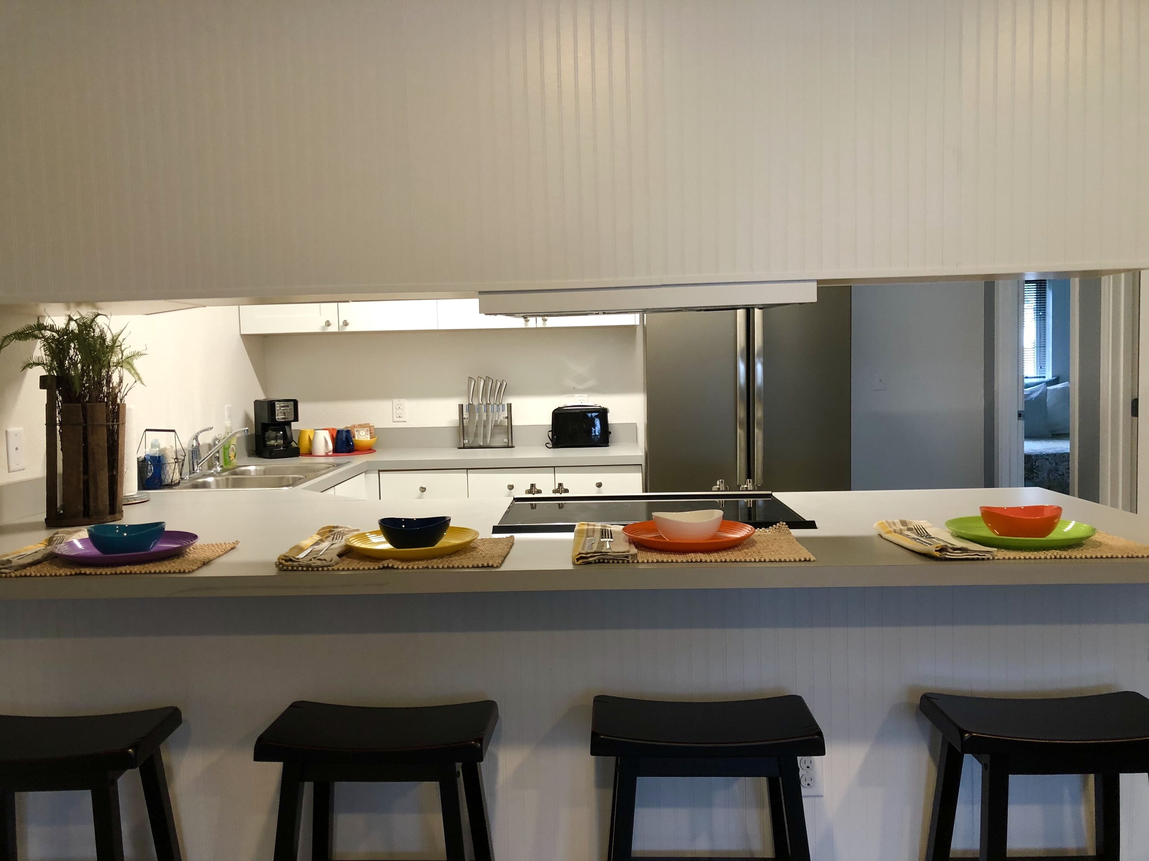 Beautiful Three Bedroom, Two Bath with Mountain Views