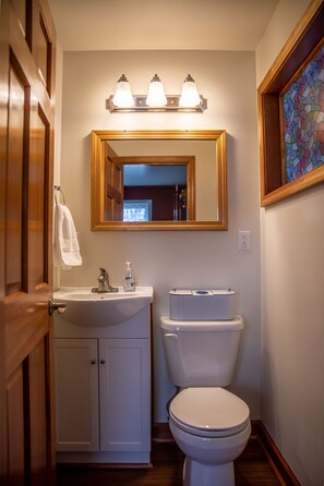 Secador de pelo y toallas