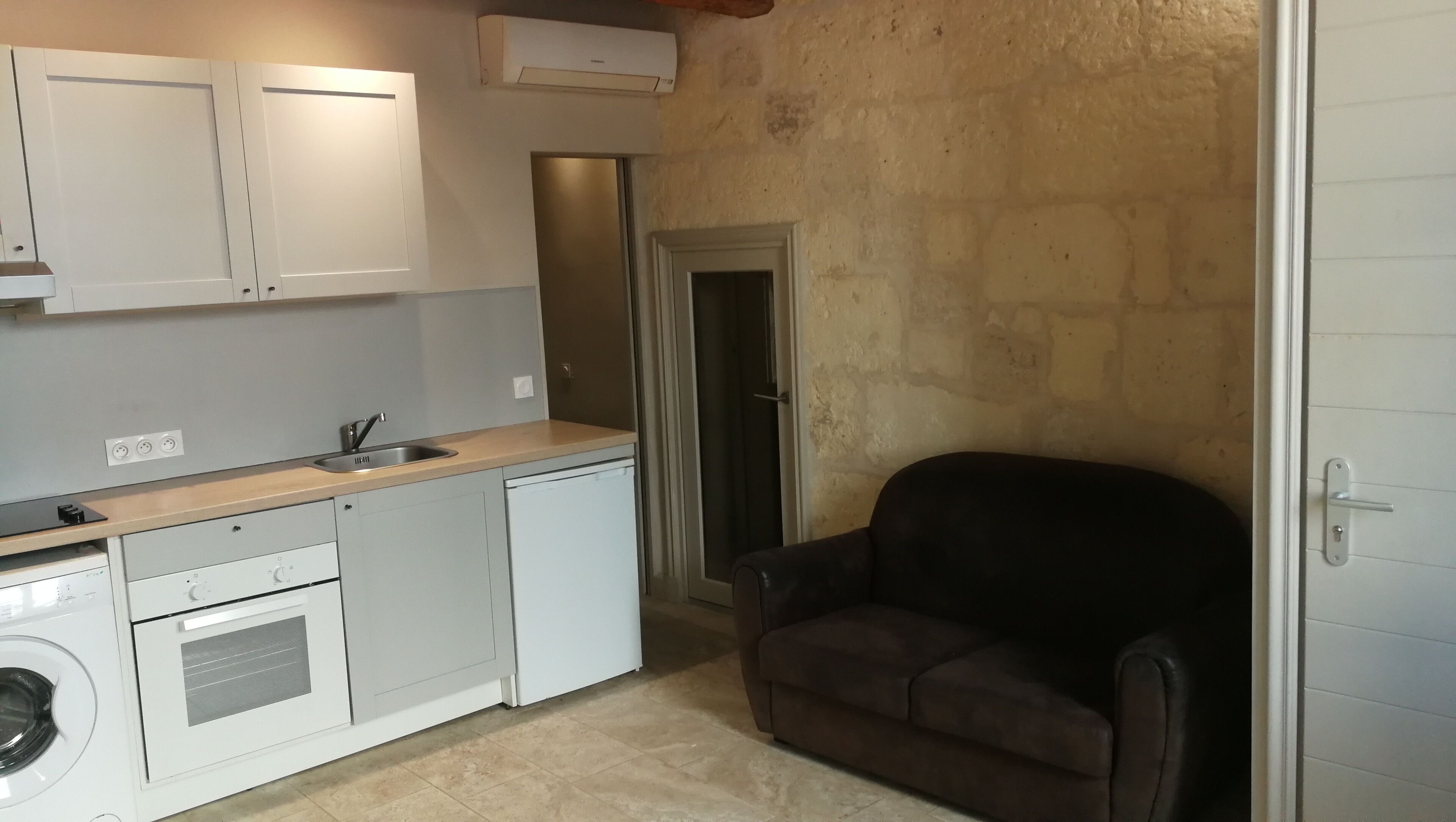 Superb private apartment facing the Arena