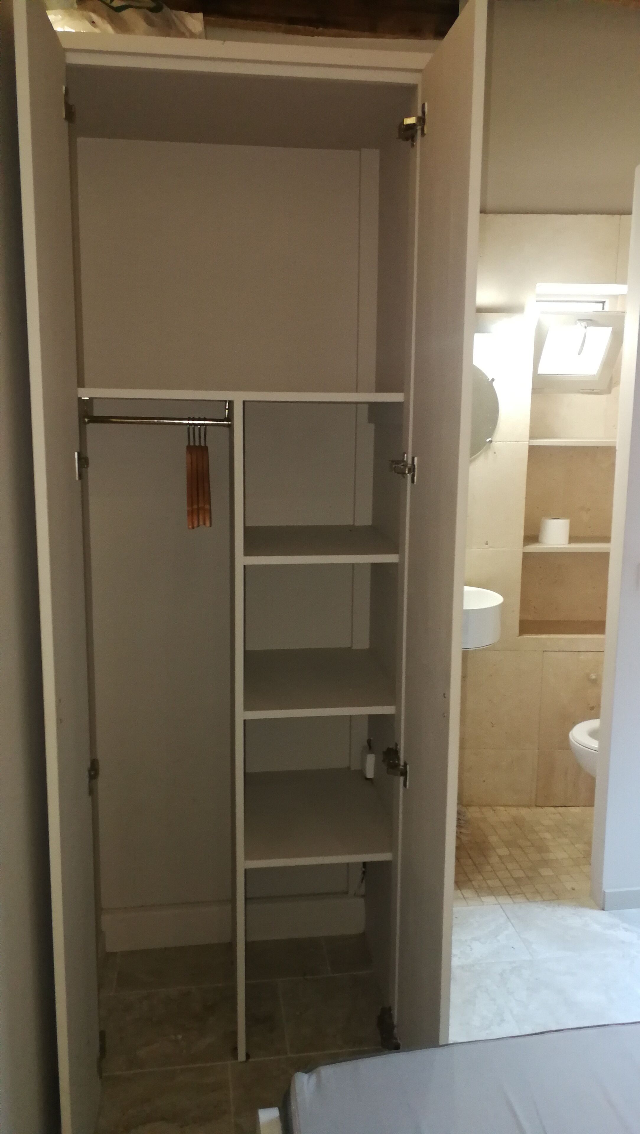 Superb private apartment facing the Arena