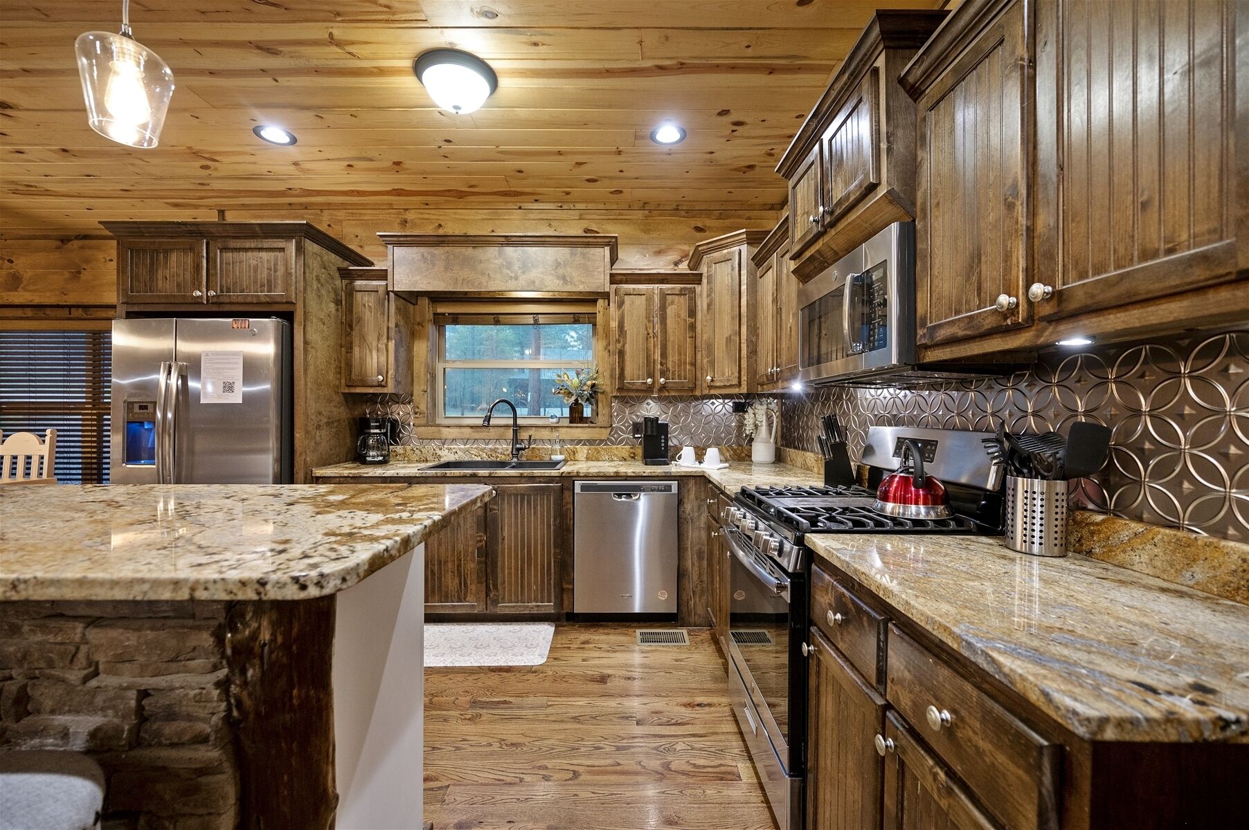 Misty Mountain|Great for KIDS!|3 Bedroom|2 Game Rooms!