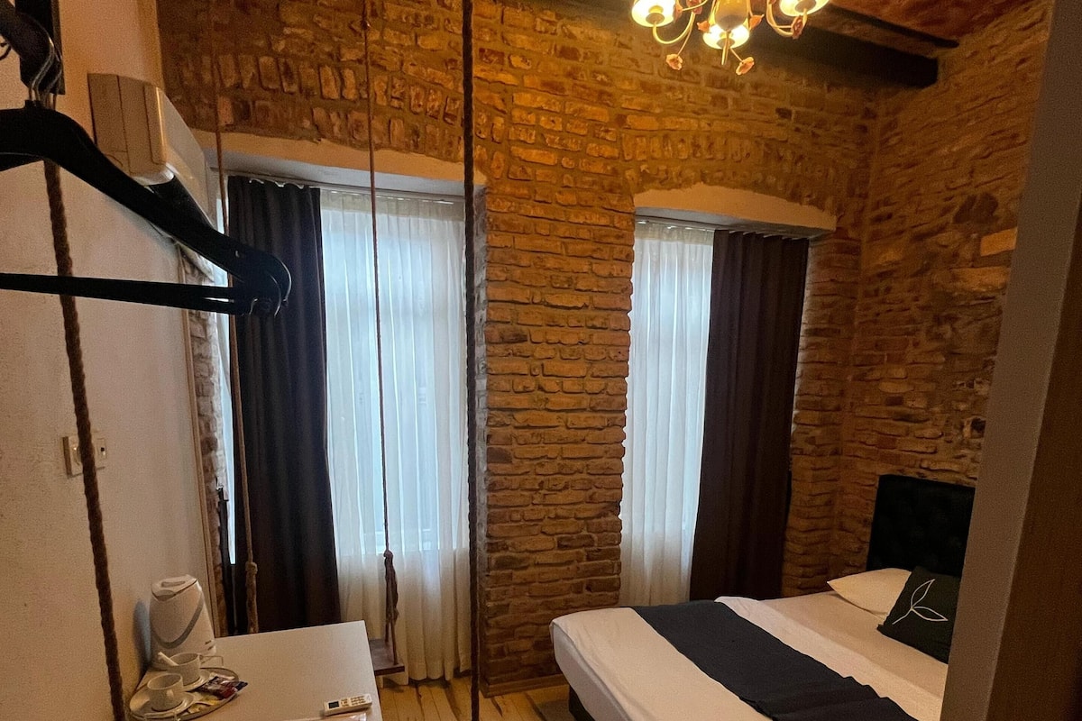 Economy-Doppelzimmer | Bügeleisen/Bügelbrett, kostenloses WLAN, Bettwäsche