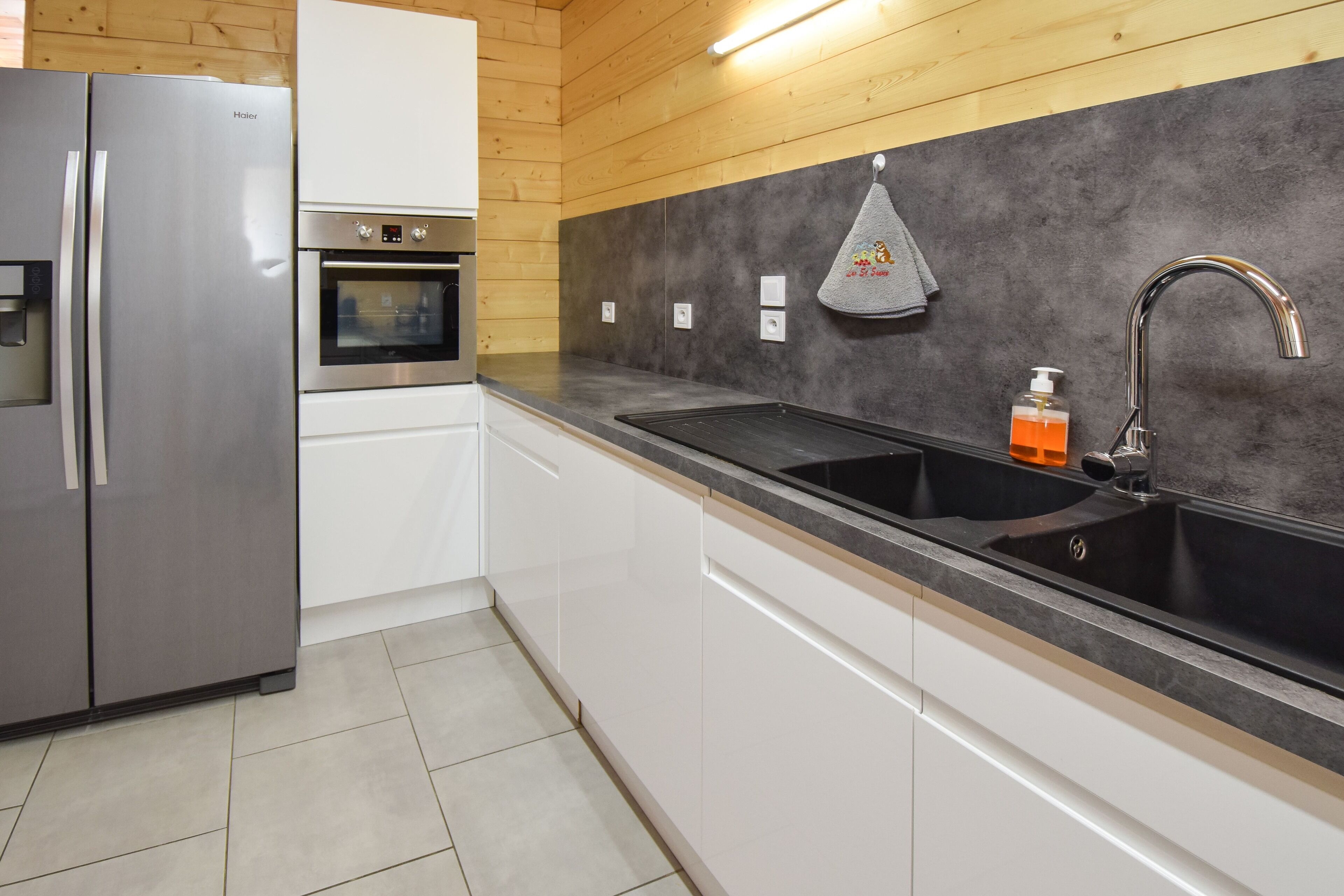 Chalet Hautacam comfortable at the foot of the mythical Tourmalet