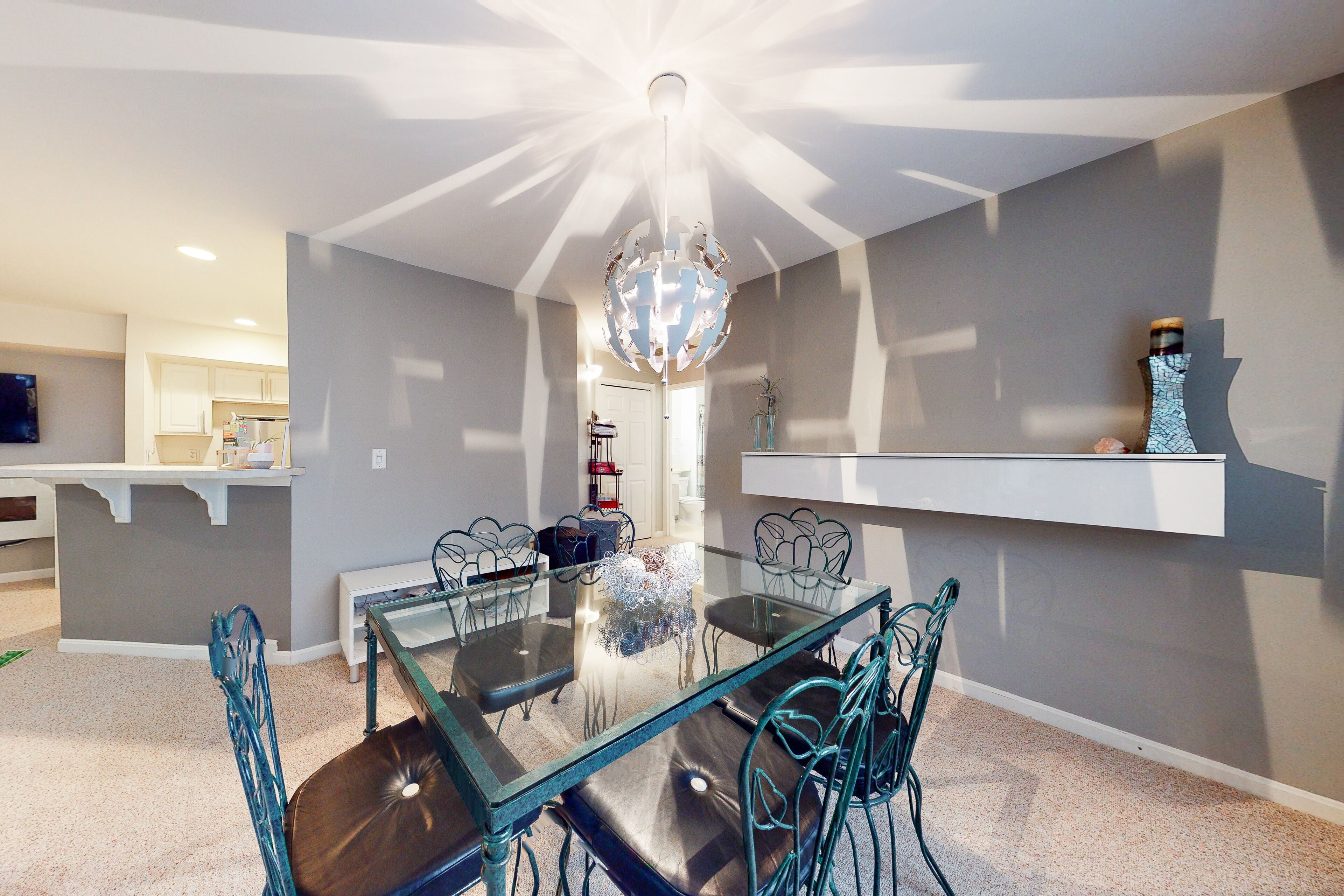 The Plantations condo with sunroom and shared pool access - near beach