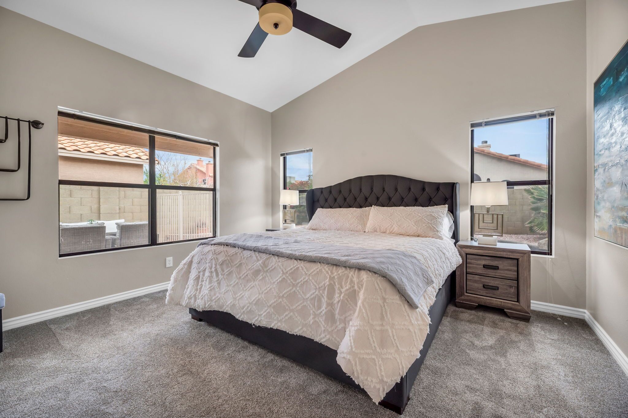 Luxe Kierland Gem-Pool-BBQ-King Bed-Pet Friendly