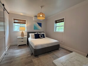 4 chambres, fer et planche à repasser, Wi-Fi gratuit, draps fournis