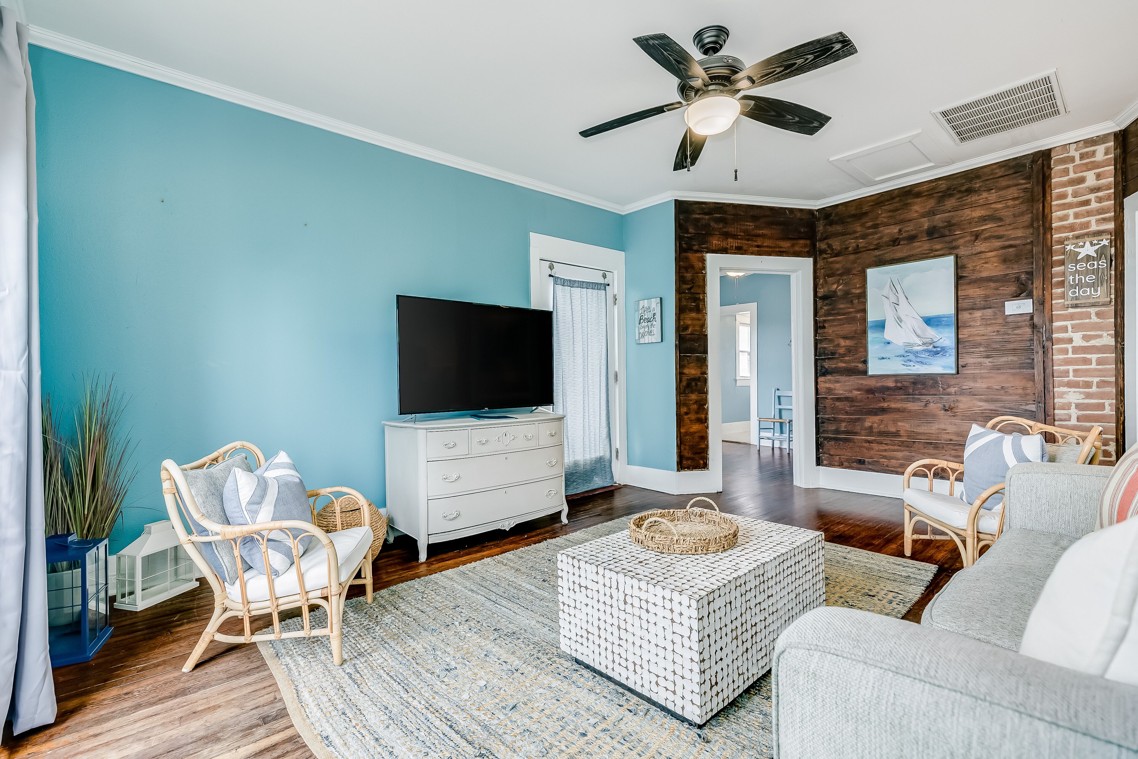 Gulf-view perch with WiFi, private deck, central AC, shared grill, yard, & w/d