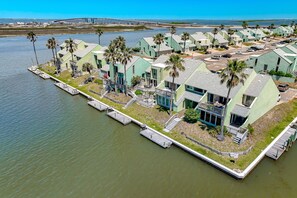 Exterior - Waterfront townhome with AC, WiFi, private dock, & shared pool - near beach (Corpus Christi)