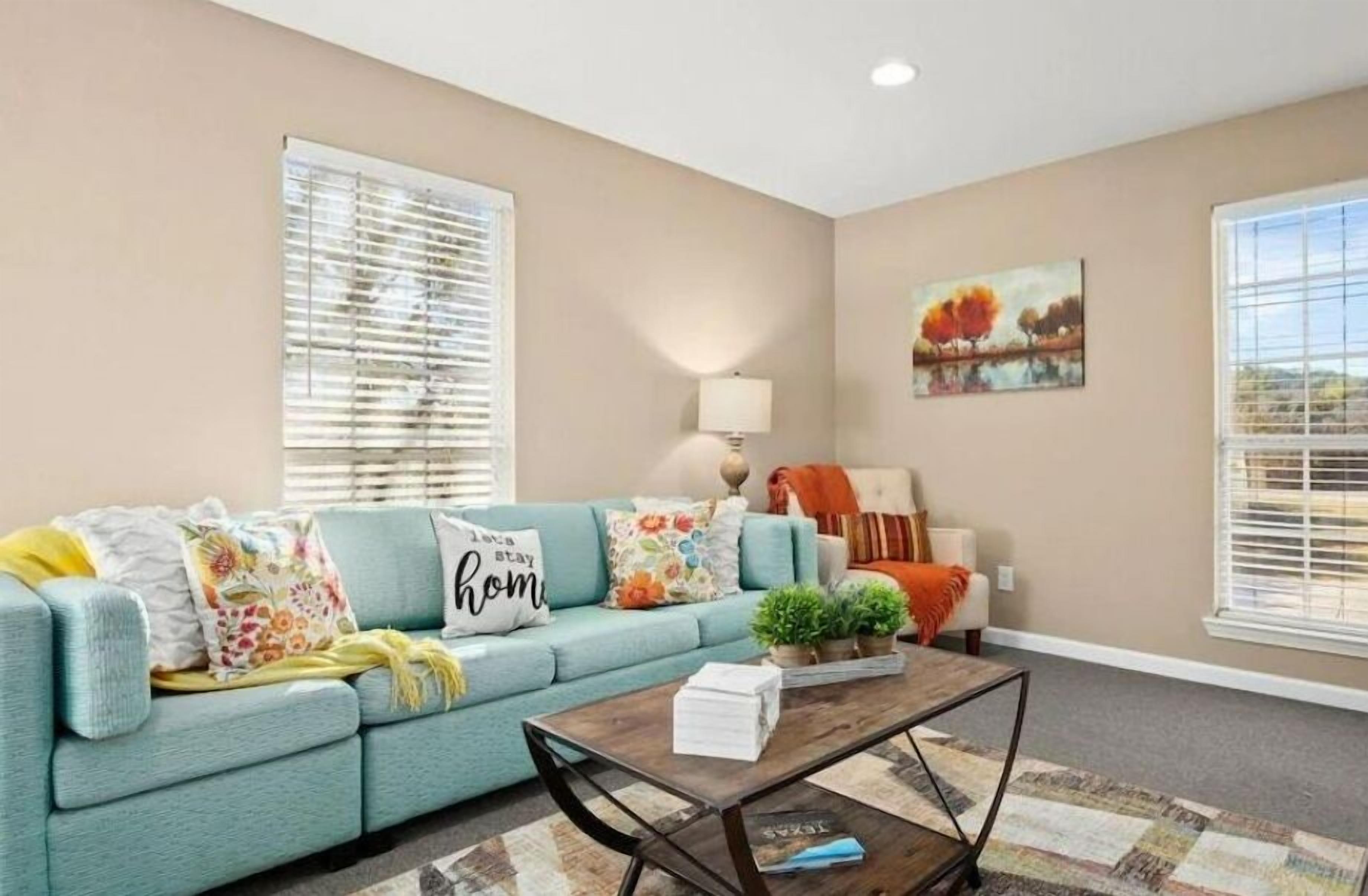 2 separate Living Quarters-close to Stadium, Texas State and Floating the River