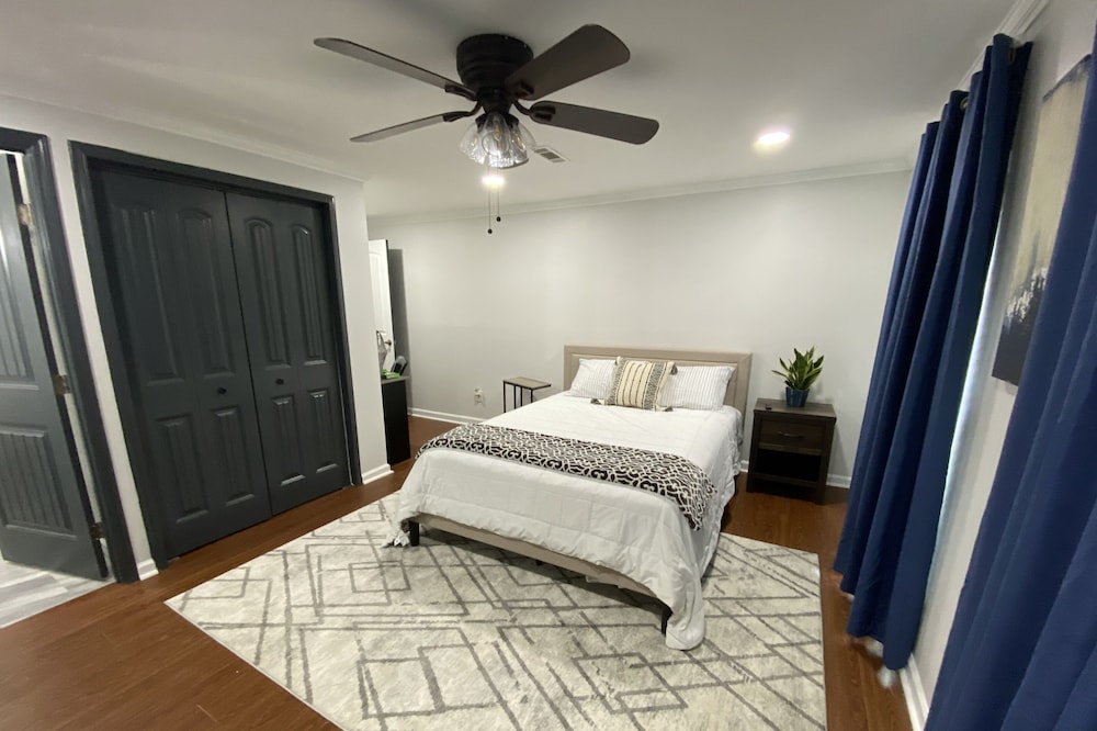 Cozy Private Suite in High Point