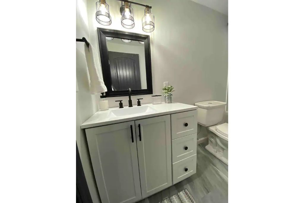 Cozy Private Suite in High Point