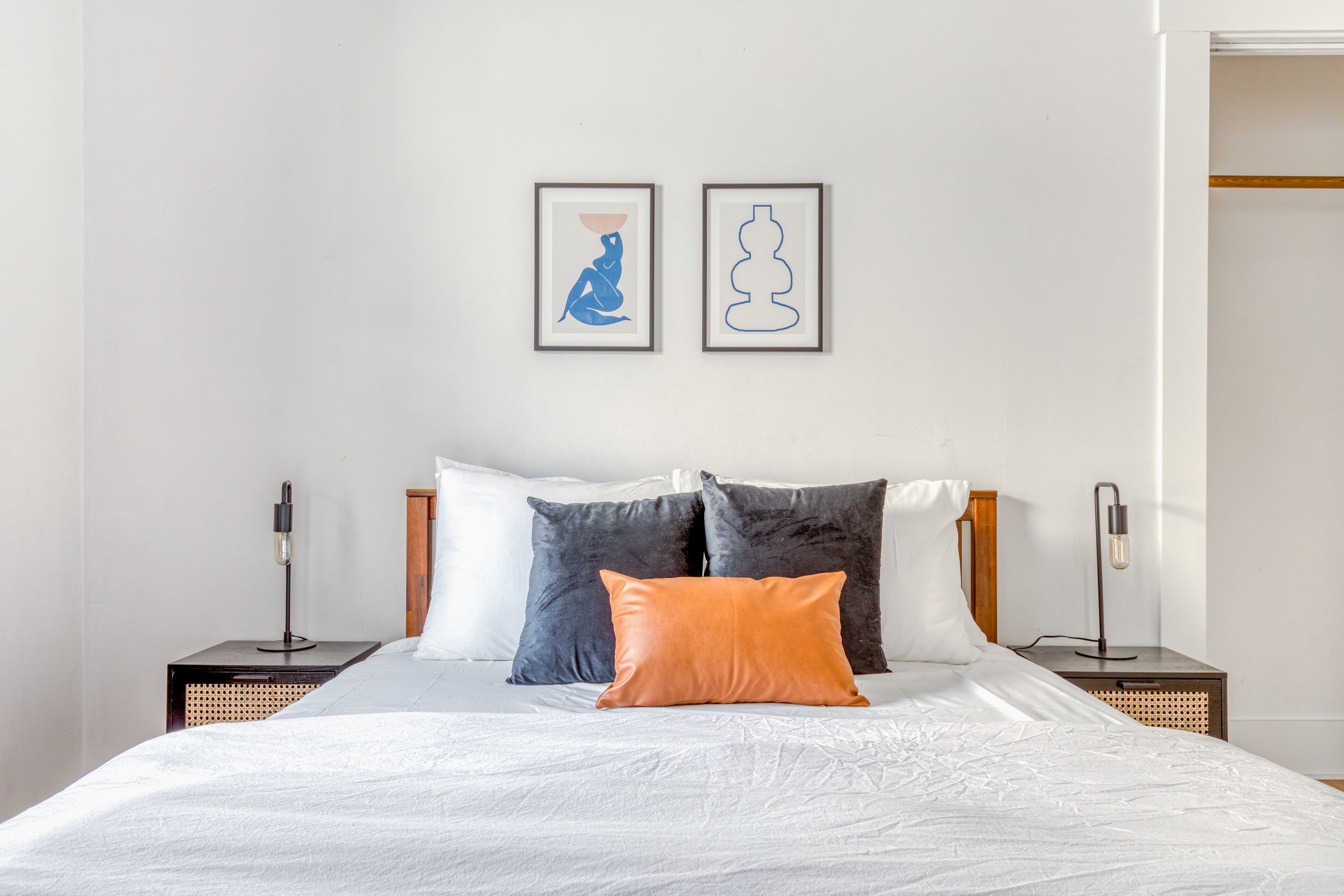 Stylish home with shared hot tub and patio, walkable locale, WiFi, & W/D