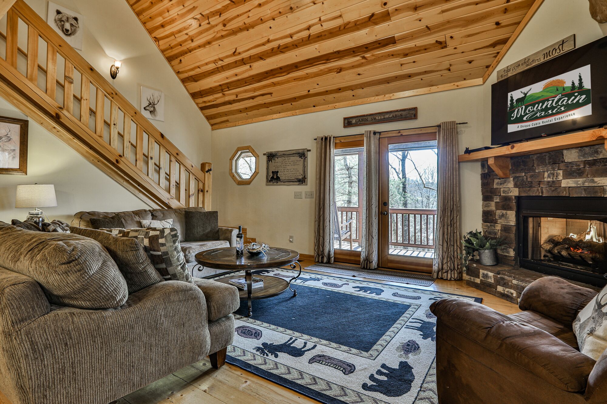 Deer Run -Dog Friendly, Hot Tub, Game Room