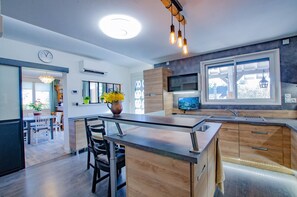 Fridge, microwave, oven, dishwasher