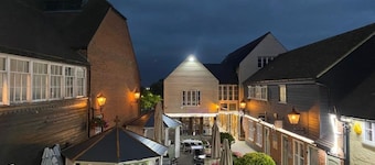 Staycations Maldon Suites