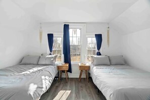 2 makuuhuonetta, silitysrauta/-lauta, ilmainen Wi-Fi, vuodevaatteet