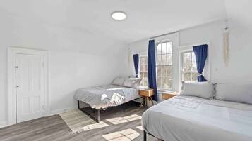 2 soverom, strykejern/-brett, wi-fi (inkludert) og sengetøy