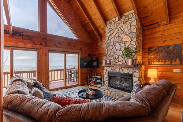 TV, fireplace