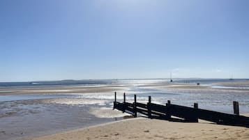 Beach nearby, beach towels