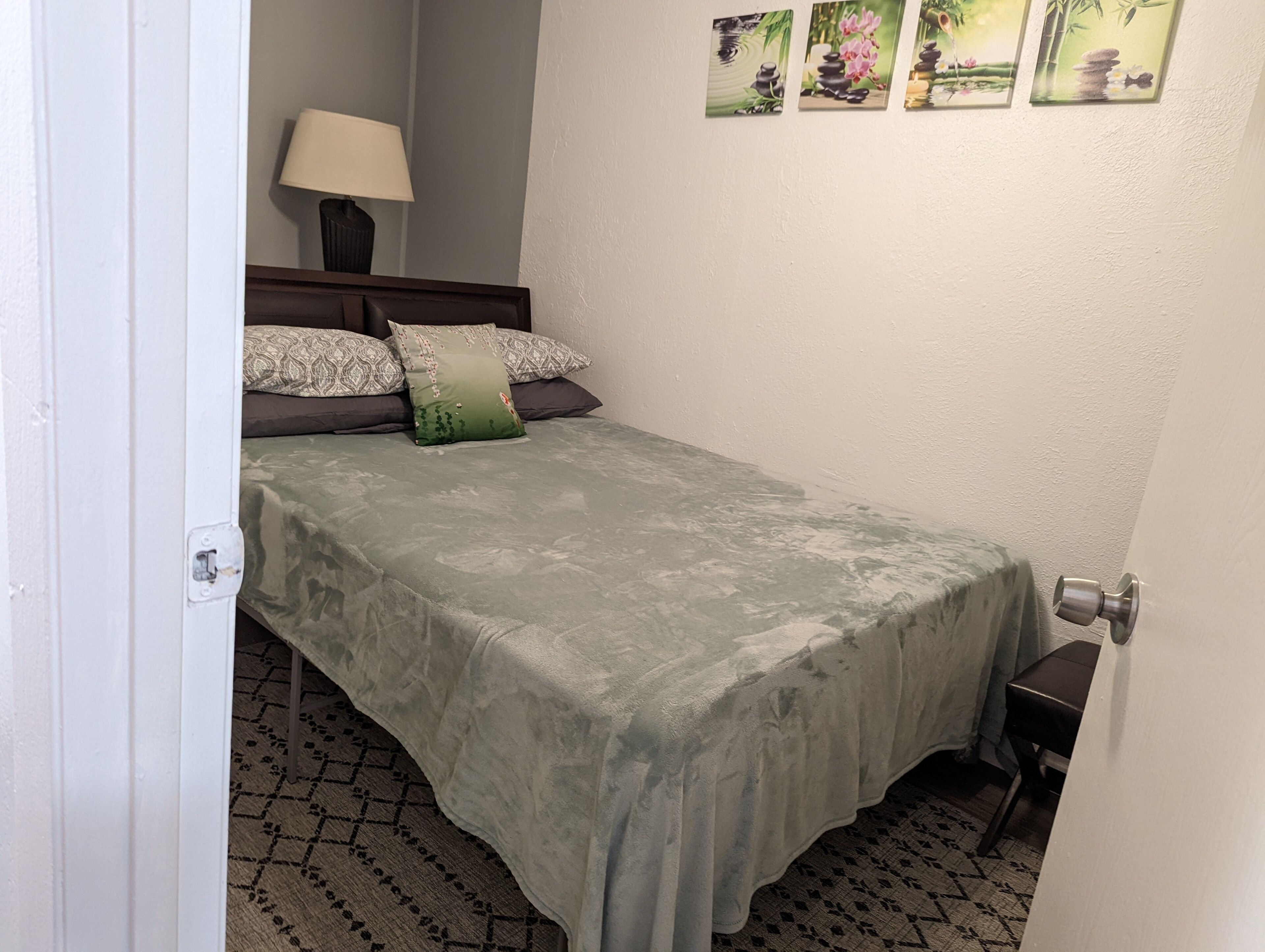 #3129 Beach Front Getaway!