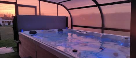 Baignoire à remous intérieure