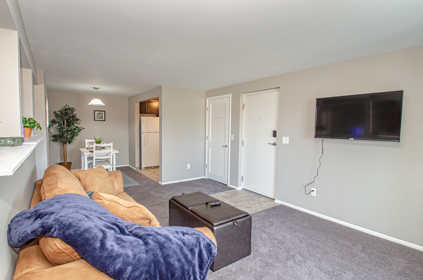 Studio Zen near Kettering Hospitals & Shopping