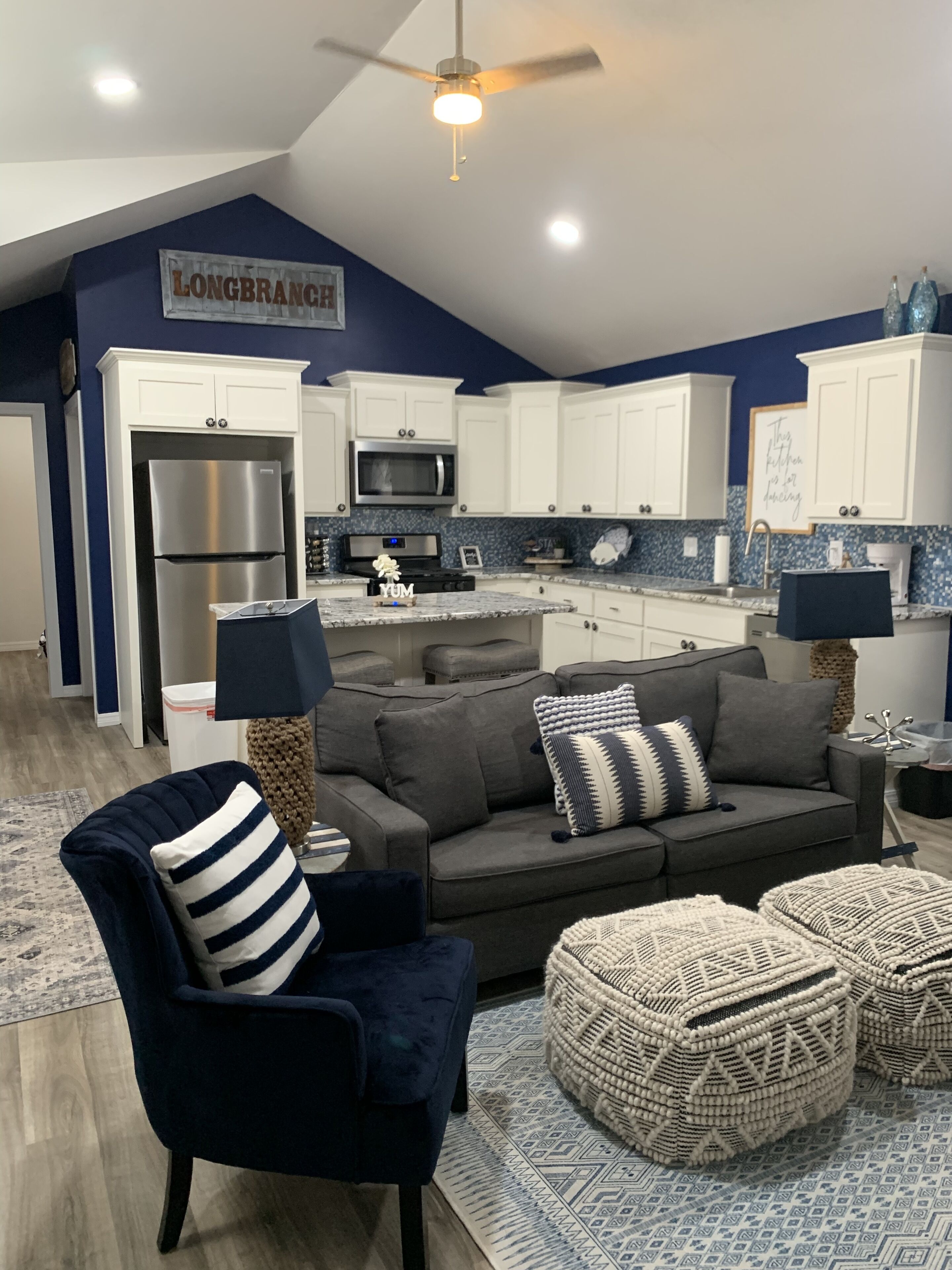 Tiny House with a beautiful view of lake Tenkiller